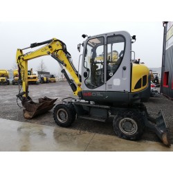 PELLE A PNEU WACKER NEUSON...